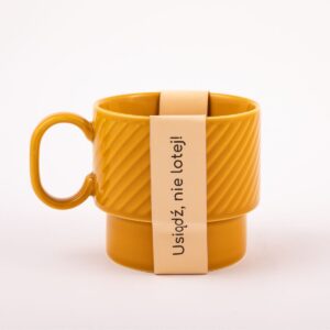 Duży kubek na kawę, brudno-żółta majsterszolka z kamionki 450 ml